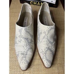 VIA SPIGA Irridescent Snake Embossed Leather Ankle Booties in Ivory Sz. 7.5